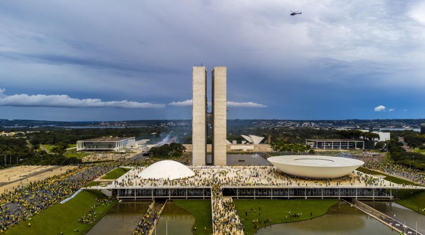 FUNTEF-PR repudia atos terroristas em Brasília